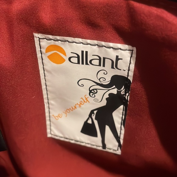 Allant black padded zippered tablet case / clutch / purse (8.5”x11”) - Picture 3 of 6